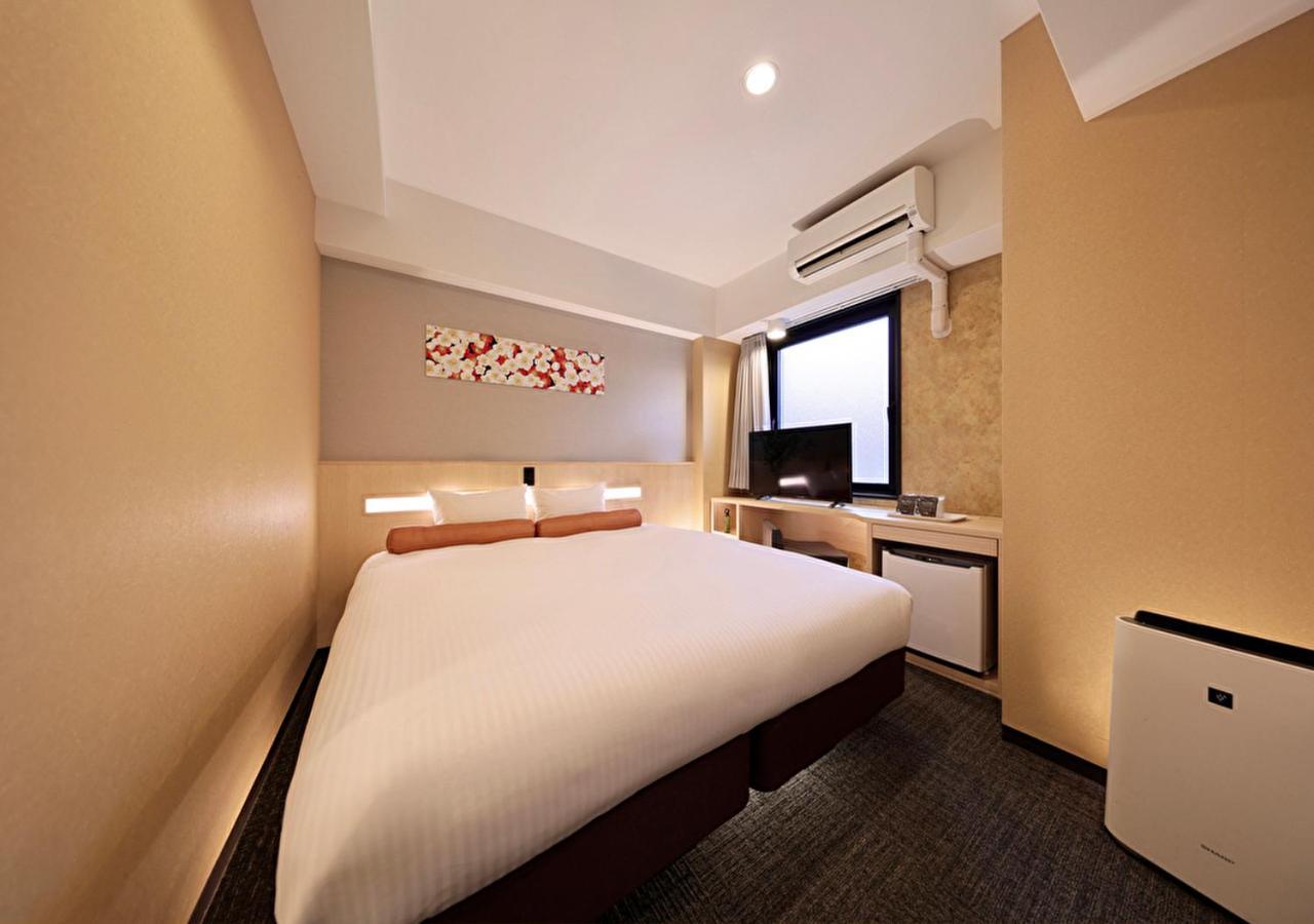 Shinsaibashi-Higashi Crystal Hotel Osaka Buitenkant foto