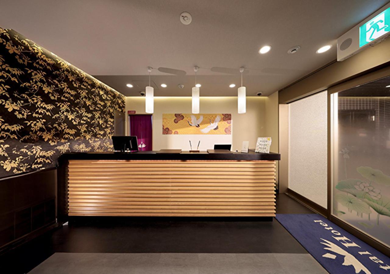 Shinsaibashi-Higashi Crystal Hotel Osaka Buitenkant foto