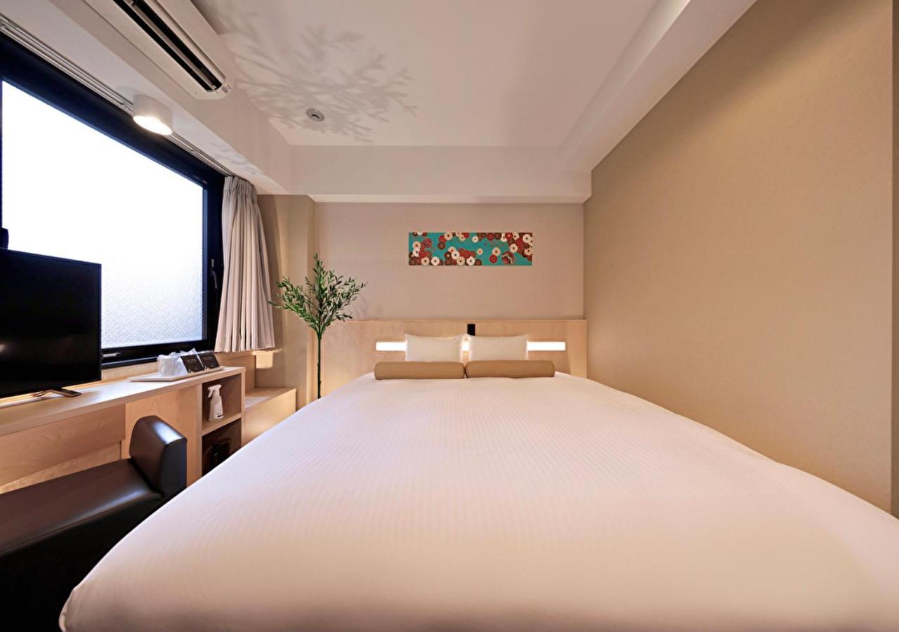 Shinsaibashi-Higashi Crystal Hotel Osaka Buitenkant foto